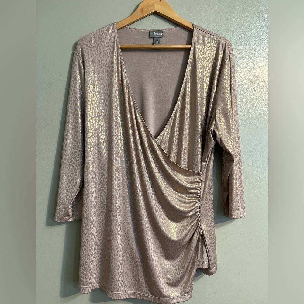 Chicos Travelers Collection Womens Gold Animal Print Wrap Top Blouse Sz 3/XL
